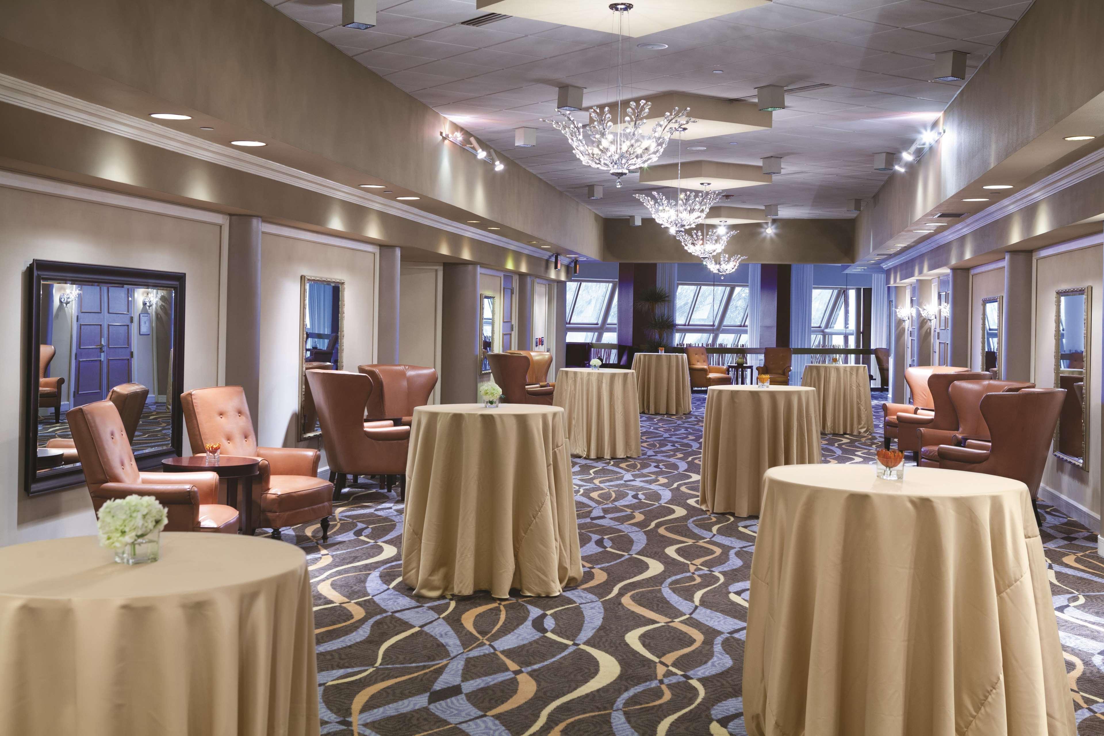Doubletree By Hilton Orlando Downtown Hotel Ngoại thất bức ảnh